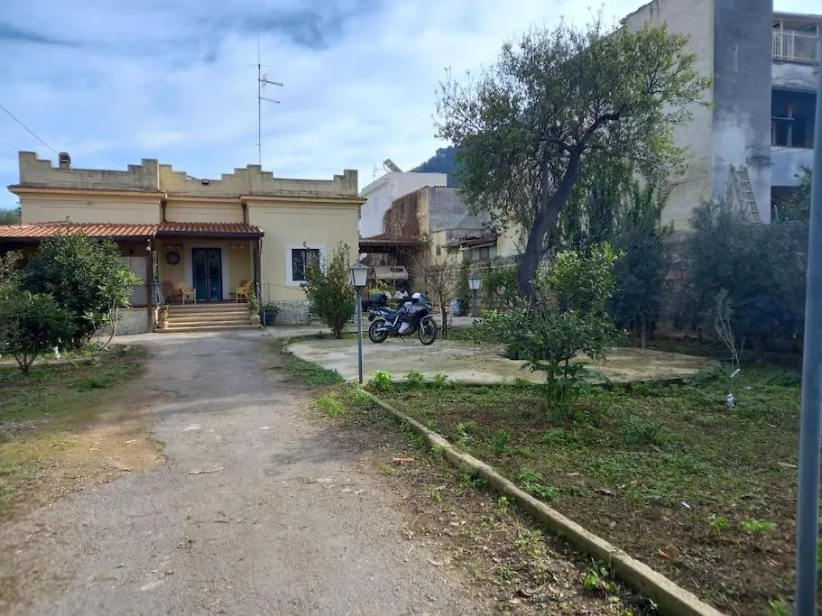 Le Casette Di Laura A Mondello Palermo Italien
